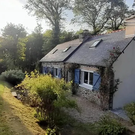 Charmante Maison Avec Jardin Et Barbecue A Bon Repos Sur Blavet *